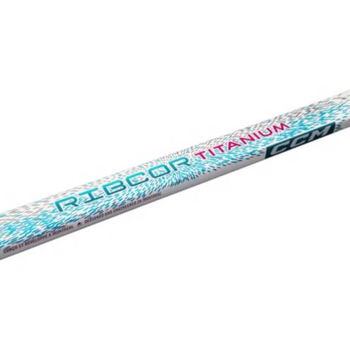 Hockey stick CCM Ribcor Titanium 2026 YTH