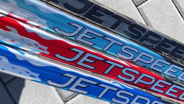 CM JetSpeed FT9 Pro v barevných variantách Blue Red a Charcoal