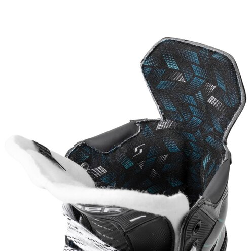 Hokejové brusle Bauer Supreme F30 INT