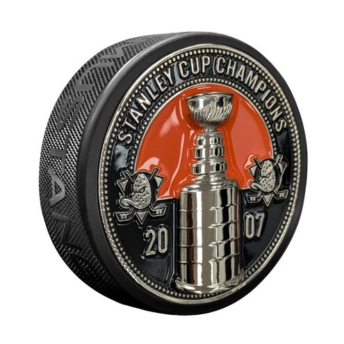 Fanouškovský 3D puk Mustang NHL Stanley Cup
