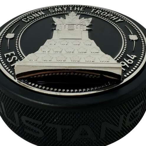 Mustang NHL 3D Silver Medallion Conn Smythe Trophy Souvenir Puck