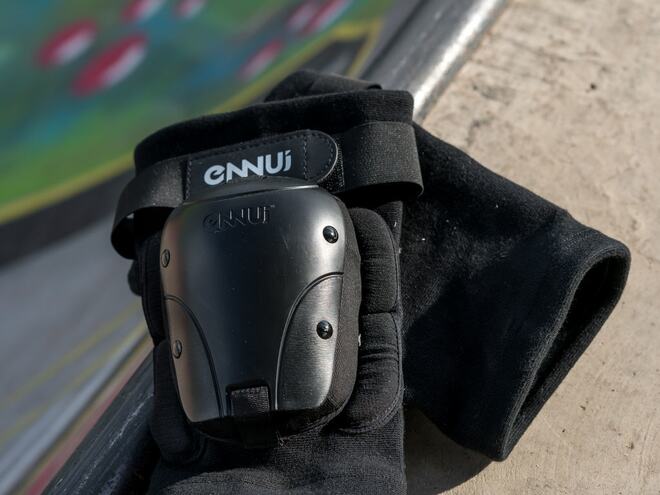 Chrániče kolen Ennui Park Gasket