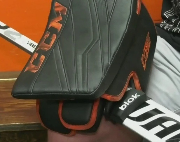 Brankársky chránič prstov Blok (1ks)