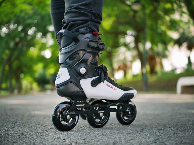 Kolieskové korčule Powerslide Tau 90 Trinity