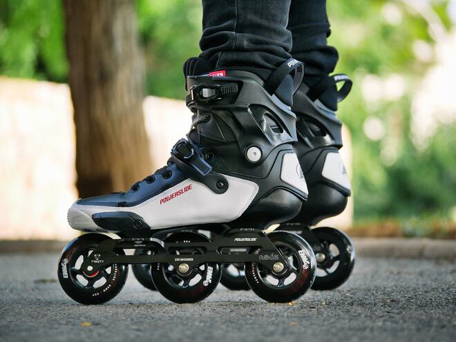 Kolieskové korčule Powerslide Tau 90 Trinity
