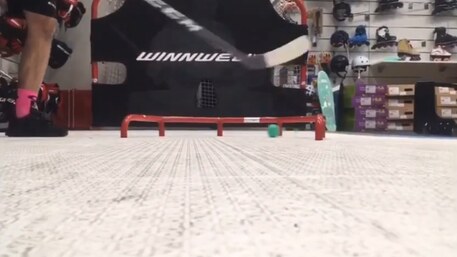 Test tréninkových pomůcek pro stickhandling