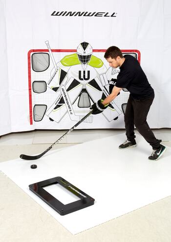 Tréningový nahrávač Winnwell Pro 4-Way Passing Aid