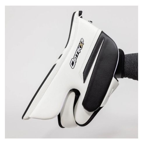 Goalie blocker Brian’s Optik X3 SR
