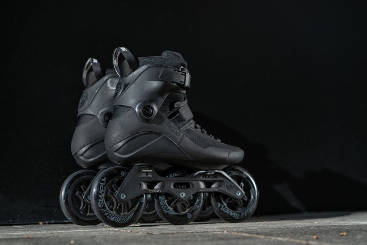 Kolečkové brusle Powerslide Swell Triple Black 110 Trinity