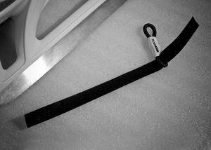 Set Toe Hook to hook goalie pads to skates